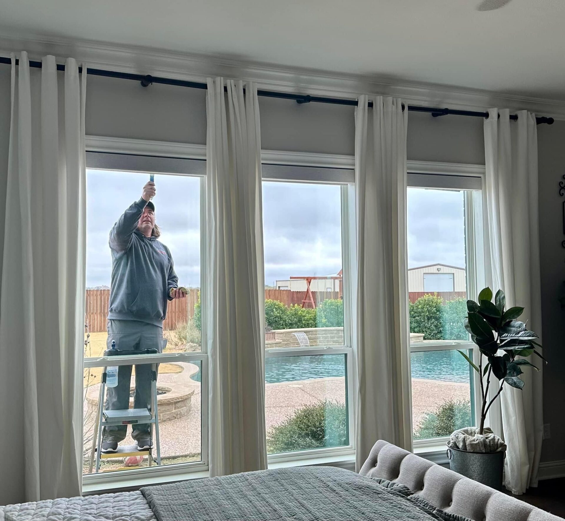 IMG_3936 window-cleaning-service-with-extreme-team